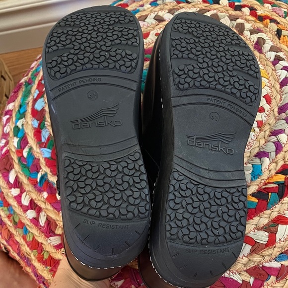 Dansko XP 2.0 Classic Black Clogs - Picture 5 of 5